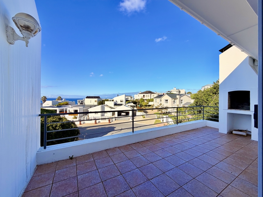 5 Bedroom Property for Sale in Vermont Western Cape
